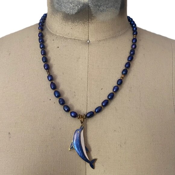 VINTAGE 1990s Moonstone Indigo Blue Oval Bead DOLPHIN Pendant Collar Necklace - Picture 1 of 5
